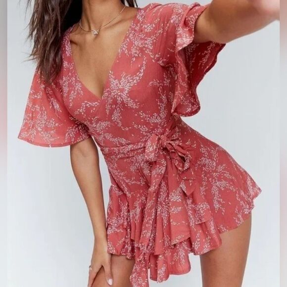 Princess Polly Louie Hidden Romper Floral Faux - Picture 5 of 5